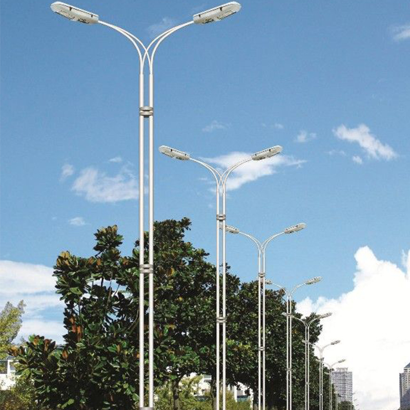 Cột đèn mạ kẽm nhúng nóng